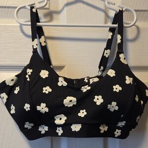 Knix Black and Gray Apparel